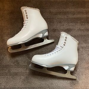 Jackson Cameo 1500 Figure Skates